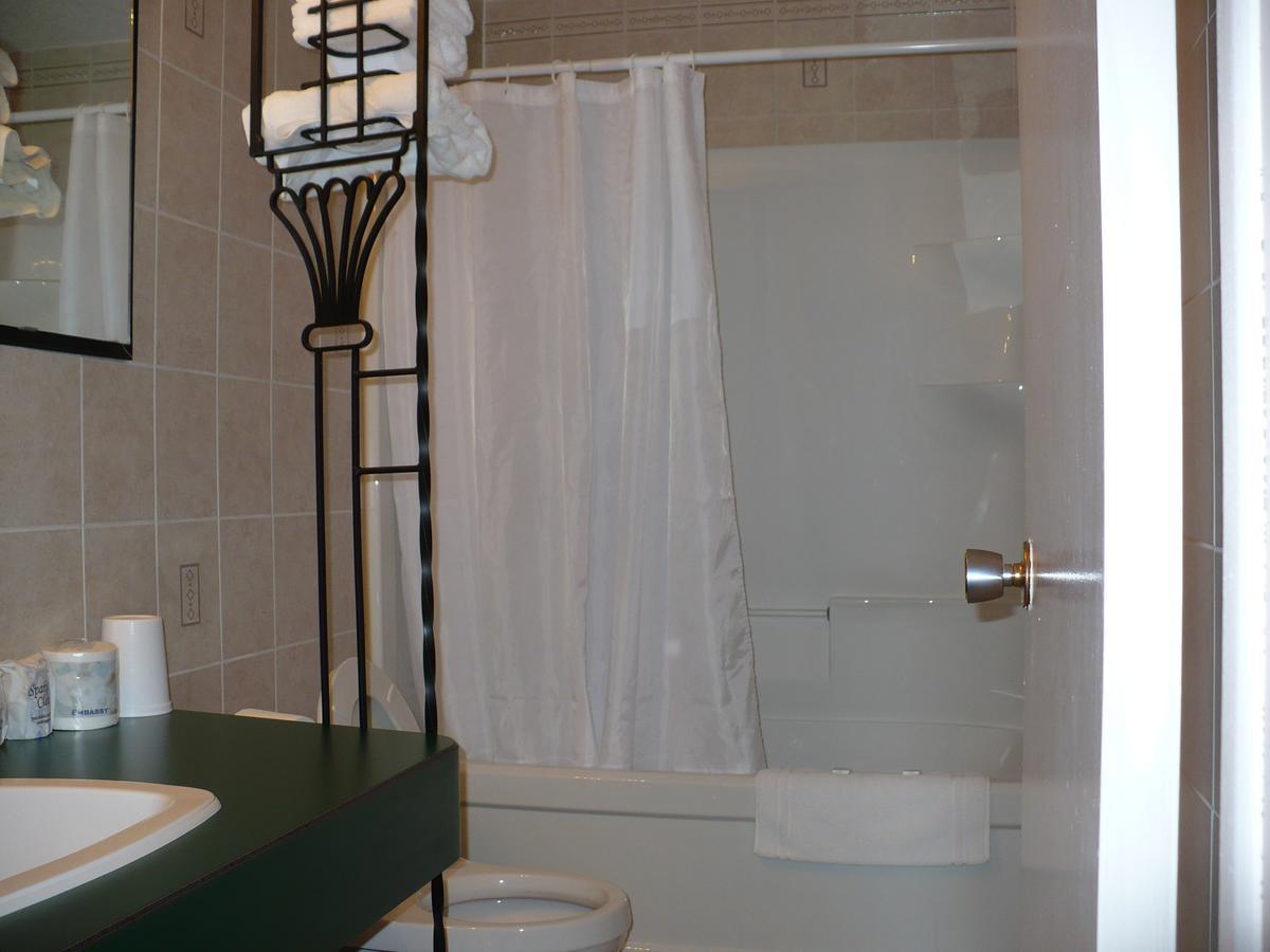 Sheridan Lawrence M Hotel Fort Vermilion Εξωτερικό φωτογραφία